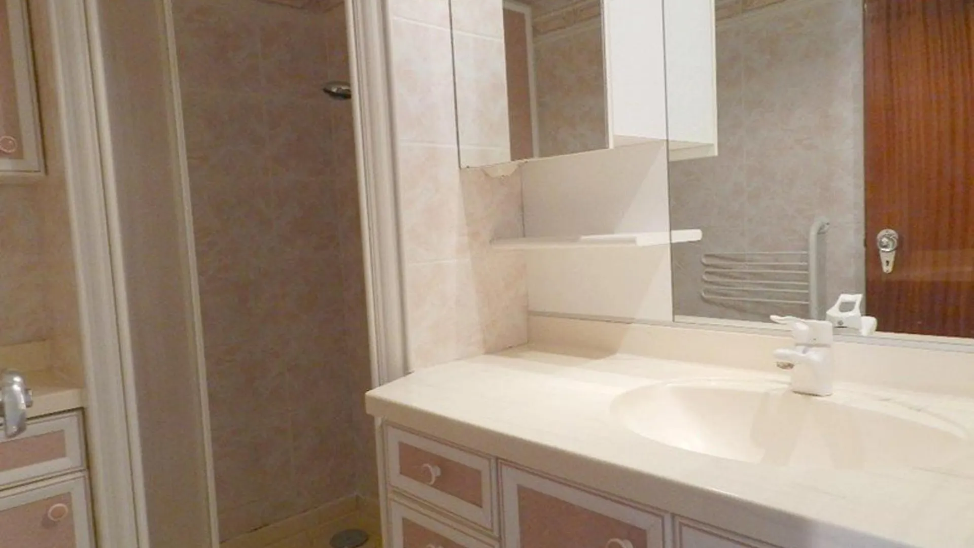Appartement T2 Avec Terrasse Sud, Garage, Centre-Ville Du Lavandou, Proche Plage - Fr-1-251-789 لو لا فاندو فرنسا